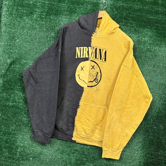 Nirvana Nevermind Grunge Band Split Dye Oversized Hoodie Size Extra Large - Picture 3 of 4